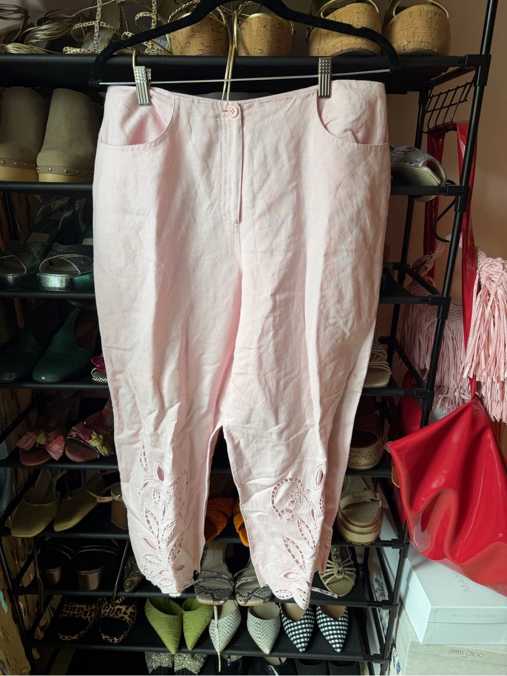 Larry Levine Light Pink Cropped Eyelet Linen-Blend Jeans
